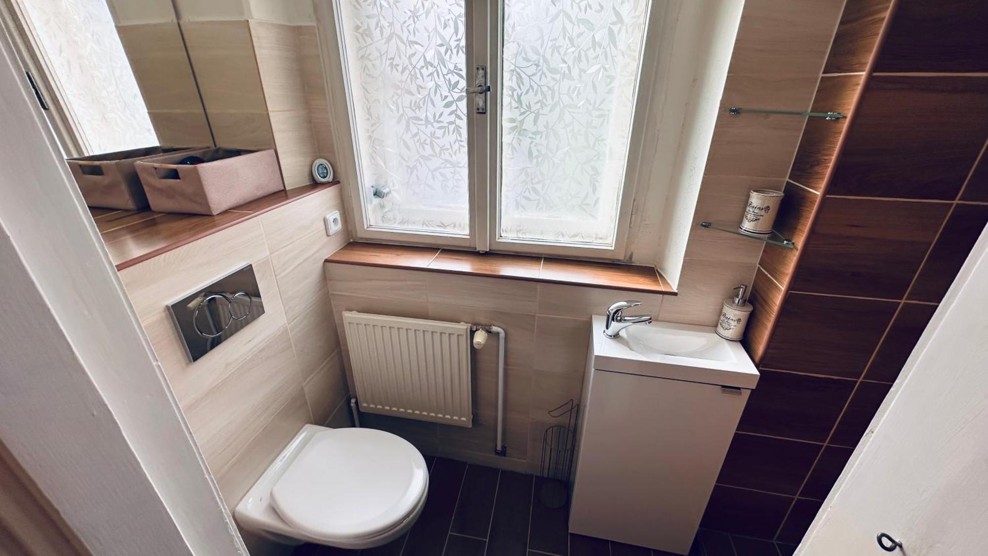 Apartman Alesta Bruntal Luaran gambar