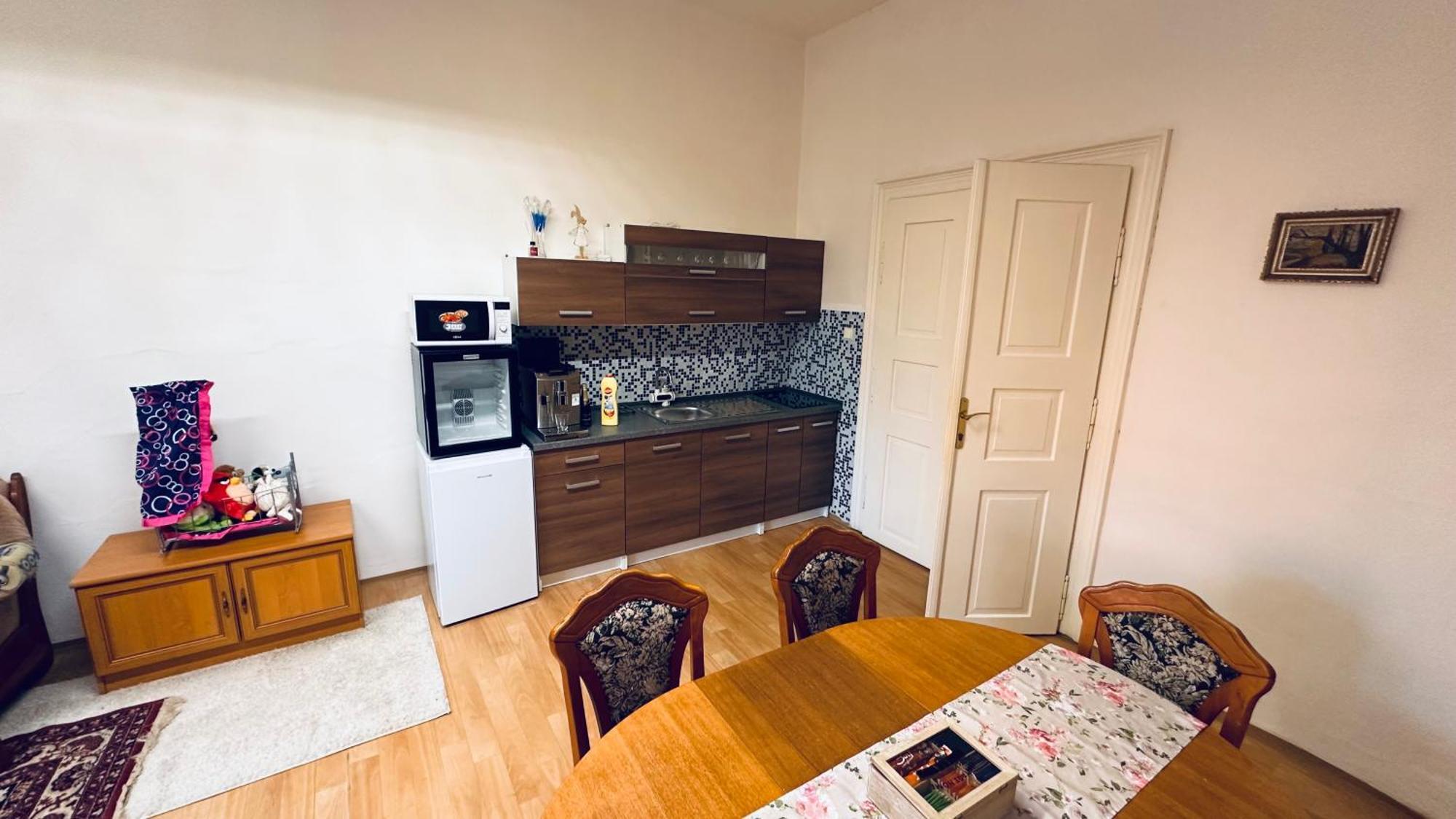 Apartman Alesta Bruntal Luaran gambar