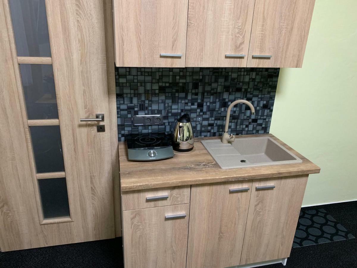 Apartman Alesta Bruntal Luaran gambar