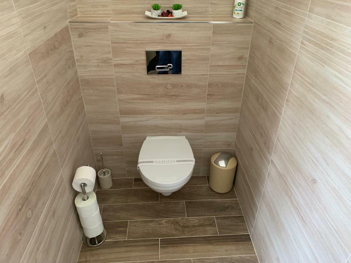 Apartman Alesta Bruntal Luaran gambar