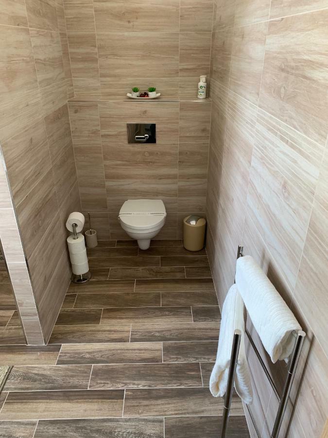 Apartman Alesta Bruntal Luaran gambar