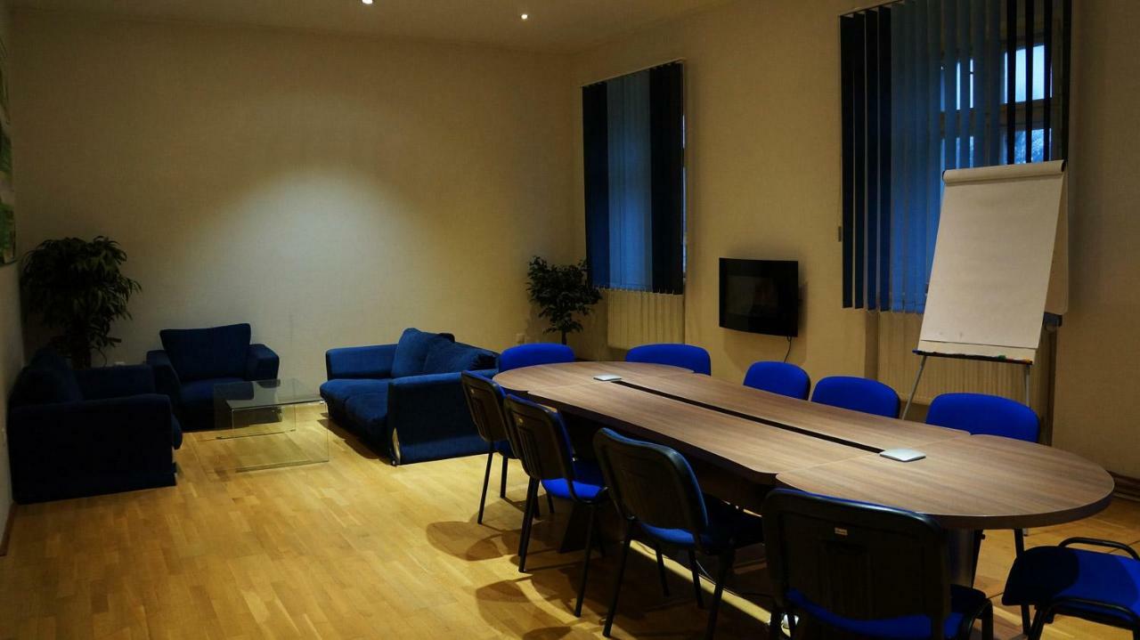 Apartman Alesta Bruntal Luaran gambar